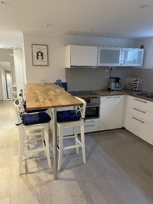 Nyrenoverad lägenhet på Smögen