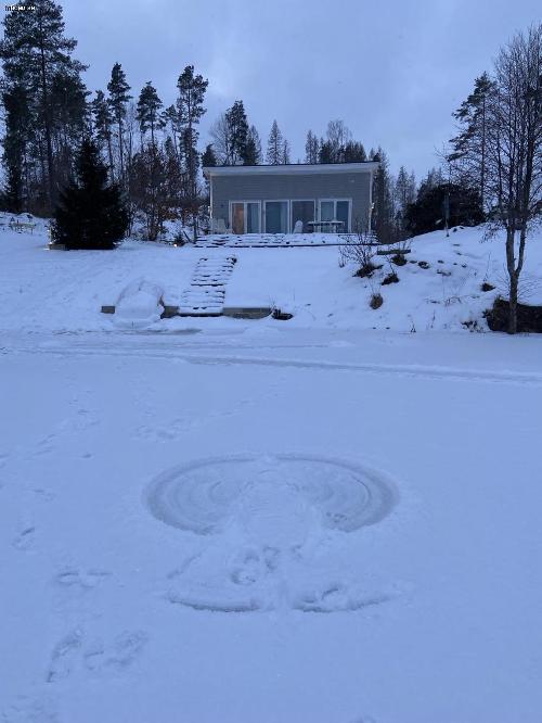 Fritidshus: egen strand, bastu