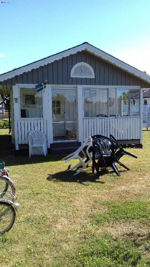Stuga nära bad i Köpingsvik