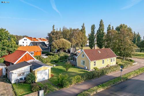 Charmig hallandslänga centralt